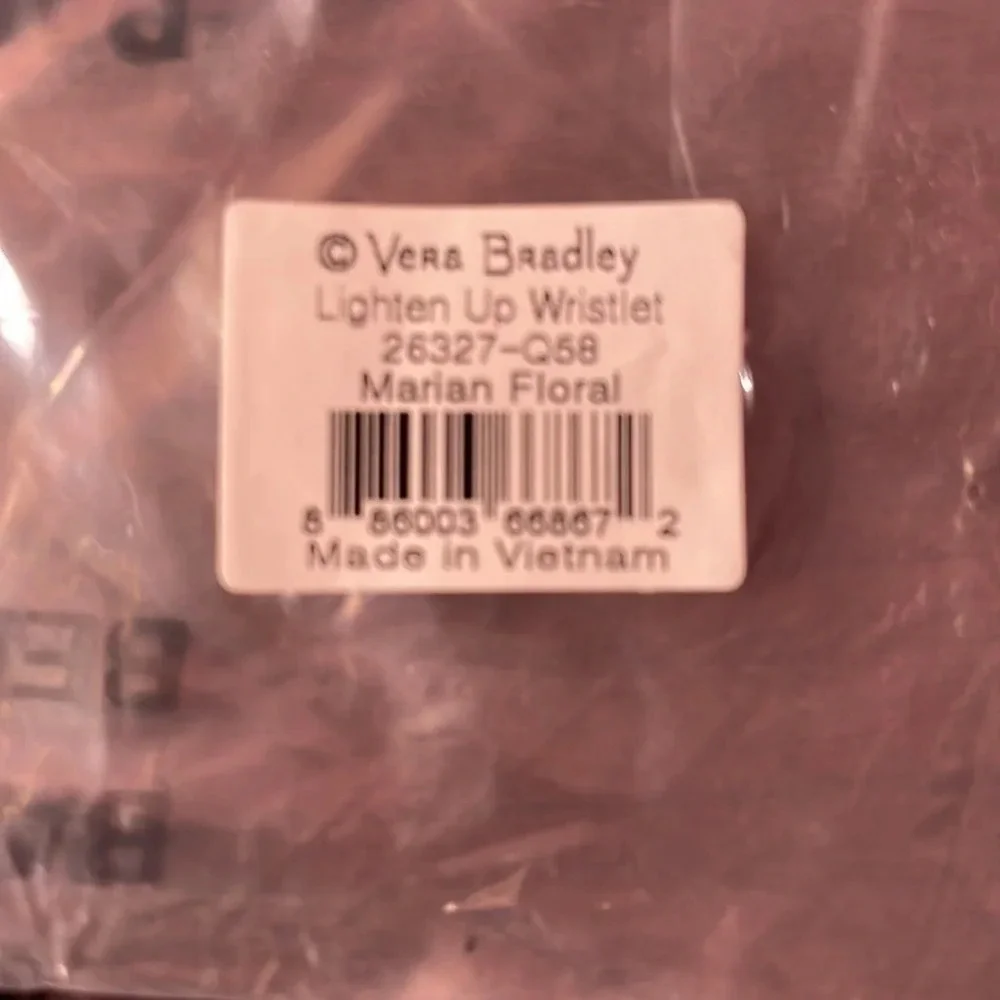 Vera Bradley wristlet‎